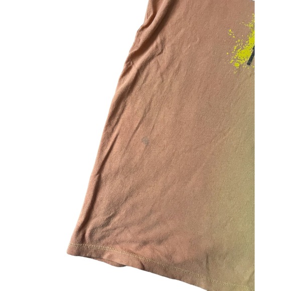 Def Leppard Two Tone Graphic Tee - Picture 6 of 6